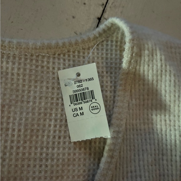 Women’s Aerie Henley brand new top size medium - Picture 2 of 2